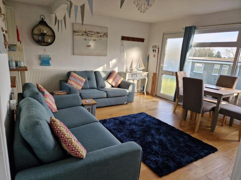 Caldon Holiday Chalet Sleeps 4 In Dartmouth Wifi Electric Inc Pet Friendly 外观 照片