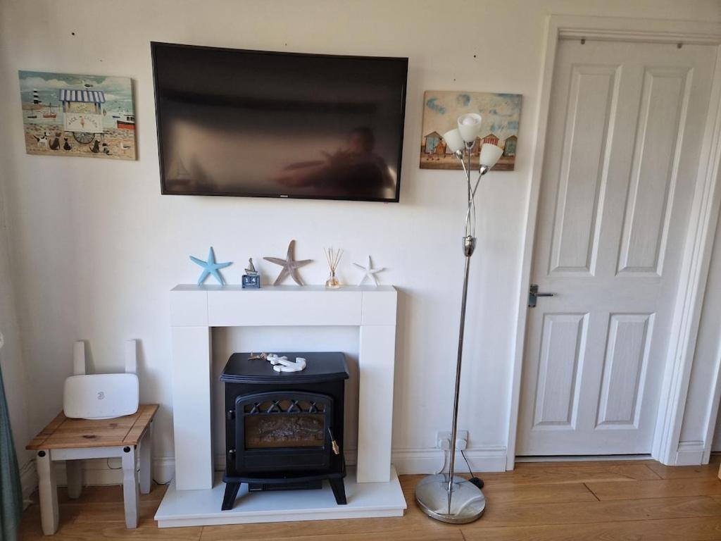 Caldon Holiday Chalet Sleeps 4 In Dartmouth Wifi Electric Inc Pet Friendly 外观 照片