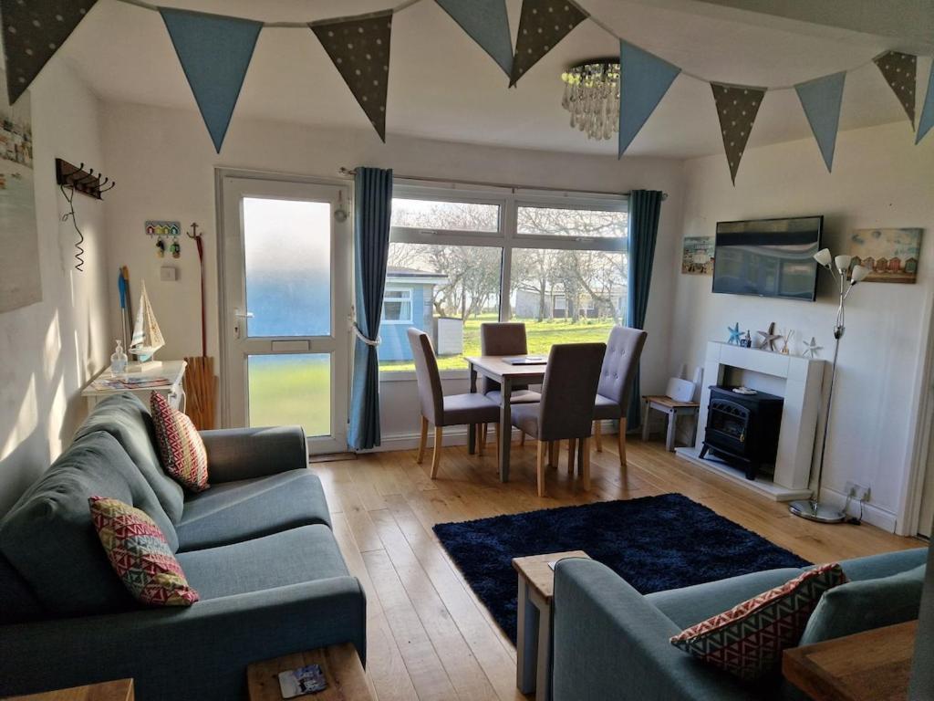 Caldon Holiday Chalet Sleeps 4 In Dartmouth Wifi Electric Inc Pet Friendly 外观 照片