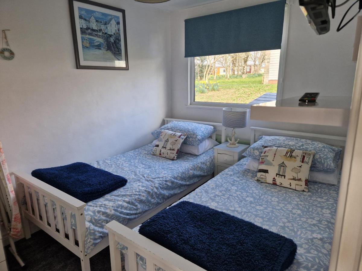 Caldon Holiday Chalet Sleeps 4 In Dartmouth Wifi Electric Inc Pet Friendly 外观 照片